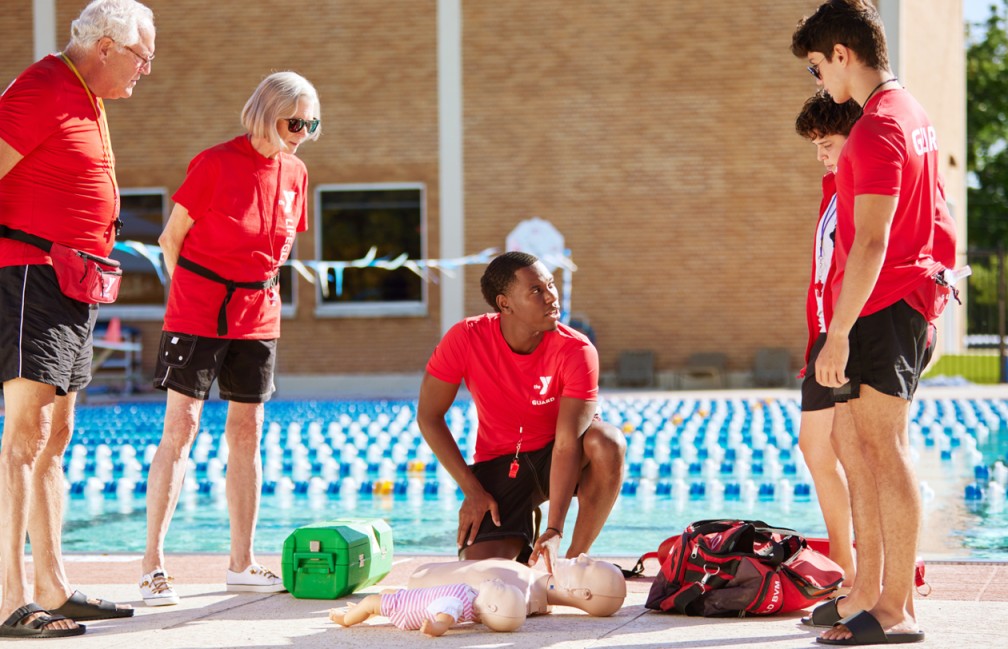 red-cross-lifeguarding-certification-with-cpr-aed